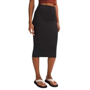 NWOT Lululemon Size 2 Nulu Slim Fit Black High Waisted Pencil Skirt Athleisure
